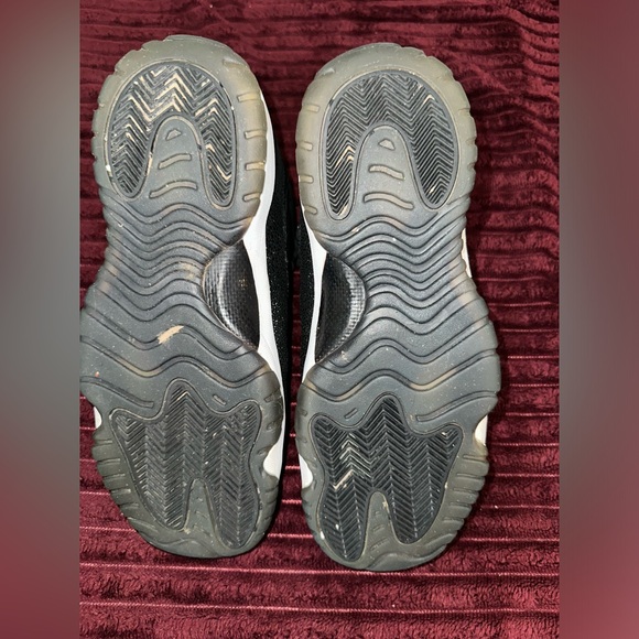 Jordan 11 Retro Heiress Stingray - Picture 14 of 15